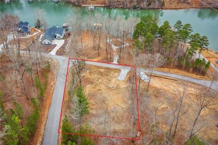 Lot 23 N Towson Trail