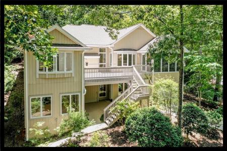 20 Lighthouse Way Drive