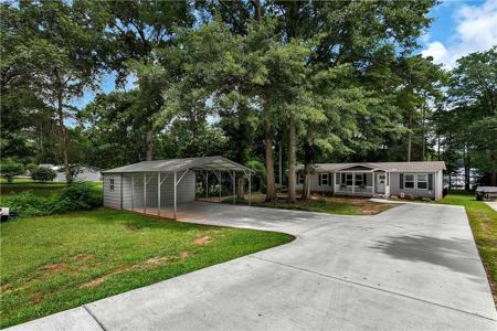 928 Dogwood Lane