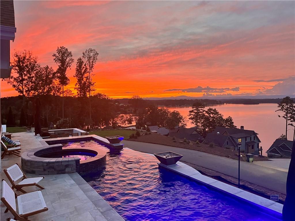 Image 2: Sunset views from the pool deck