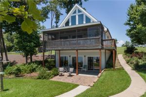 1110 Meares Drive