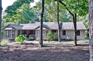 17 Mainsail Drive