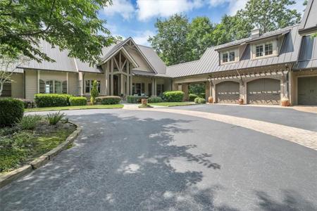 302 Top Ridge Drive
