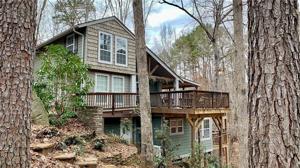 8 Mainsail Drive