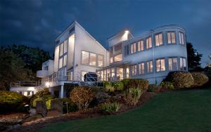 2007 Hampton Shores Dr