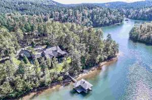 308 Crooked Rock Lane