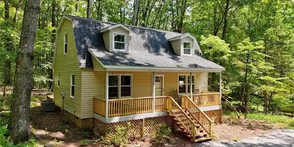 125 Lone Eagle Way