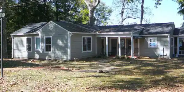 720 Lakeside Drive