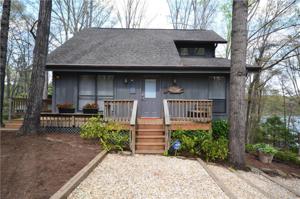 381 Wren Road