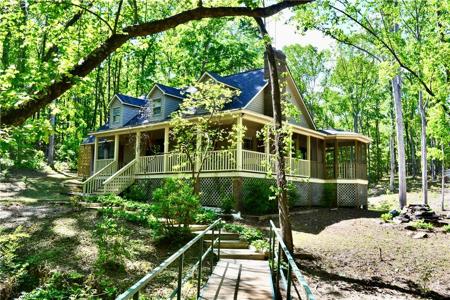 110 Singing Waters Drive