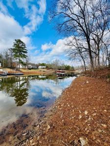 89 Lake Forest Drive