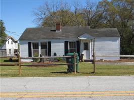 1404 N Forest Avenue