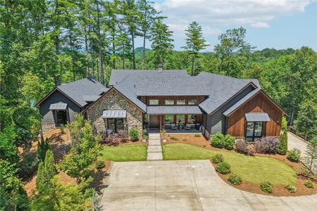 810 Lake View Court