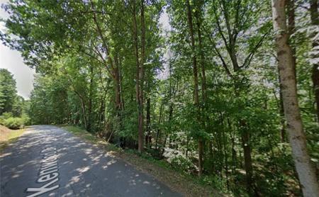 306 Kenwood Drive