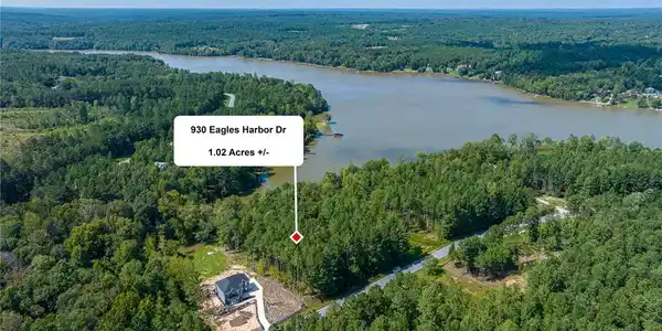 930 Eagles Harbor Drive