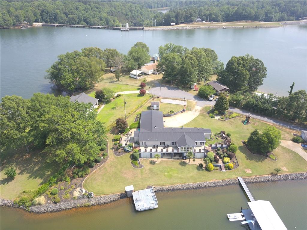 Image 2: This spacious property offers direct access to the