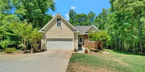 523 Serena Circle