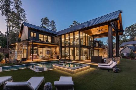 387 Peninsula Ridge