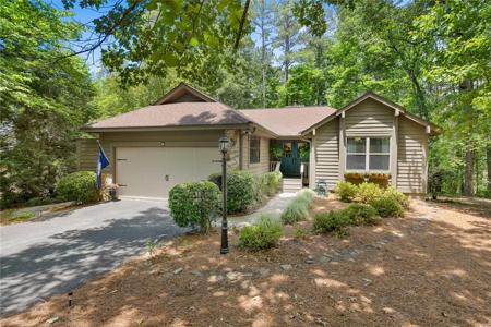 11 Pine Garden Way Drive