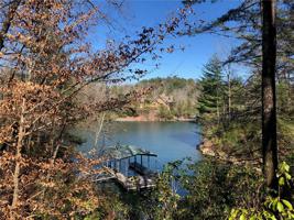 E15 Lake View Court