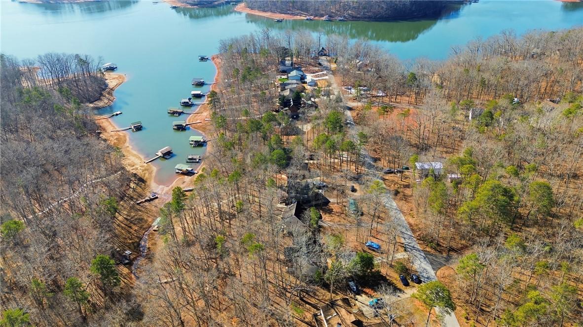 Image 4: Perched on a tranquil peninsula, this property off