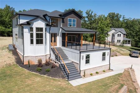 230 Hammond Circle