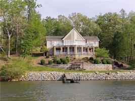 72 Mobleys Bluffs