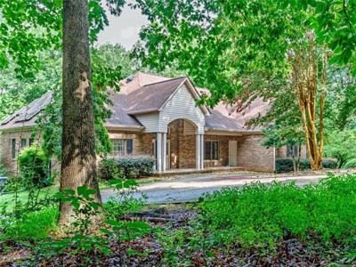480 Pin Du Lac Drive