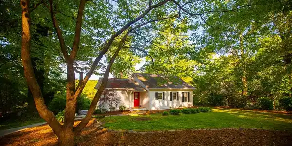 115 Barrett Circle