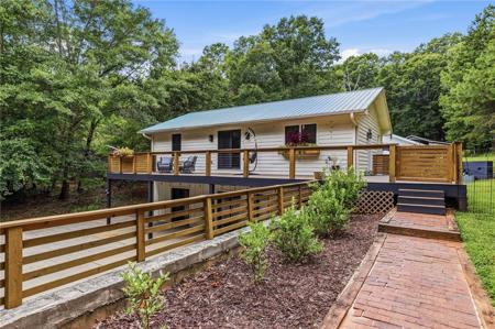 641 Lands End Road