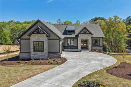 709 Hemlock Court