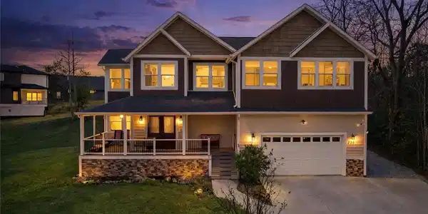 226 Hammond Circle