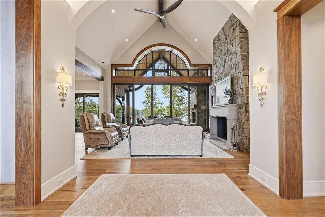 Image 4: A striking stone fireplace anchors this living spa