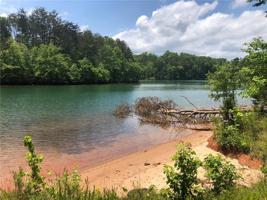 149 Mirror Lake Way