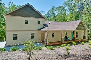 1104 Hidden Cove