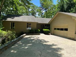 22 Eastern Pointe