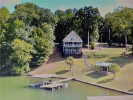 1072 Jets Landing Road