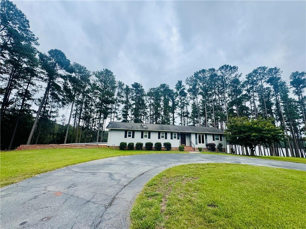Image 1: FRONT YARD