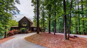 522 Riverstone Drive