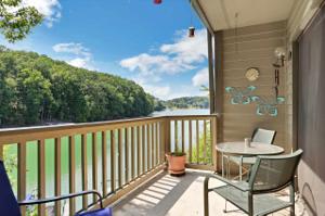 601 Loran Pointe