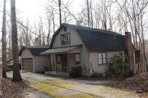 245 SHORESIDE DR
