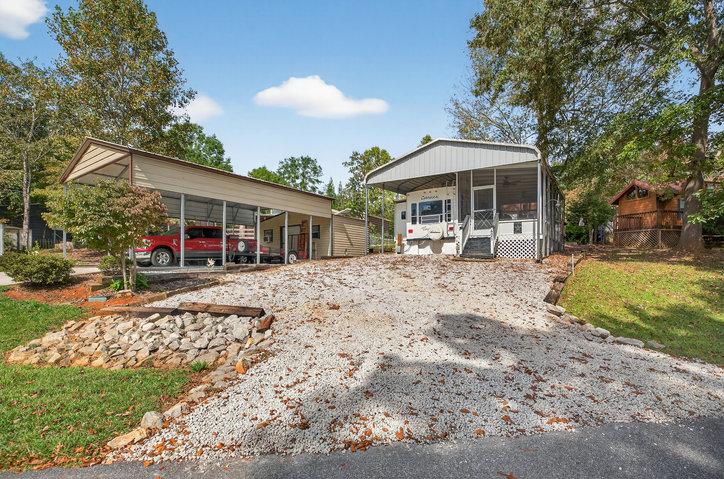 Image 4: Gravel parking area