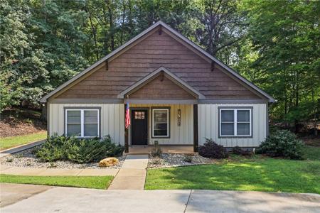 1110 Sunset Lane