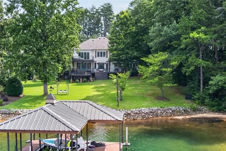 246 Petty Road