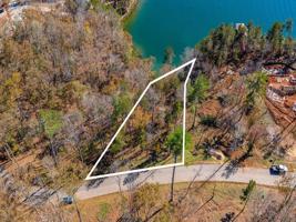449 Peninsula Ridge