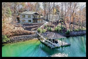 40 Foremast Drive