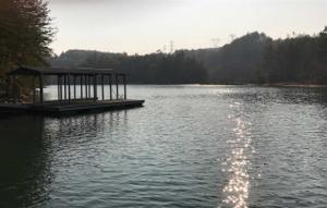 J64 Jocassee Point Road