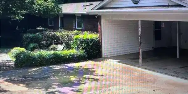 1903 Broadway Lake Road