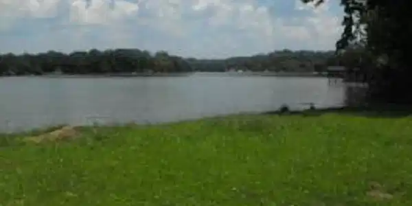 1705 BROADWAY LAKE Road