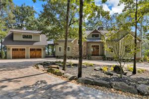 407 Grapevine Court